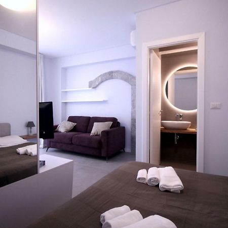 The Sea Rooms Letojanni Exterior photo