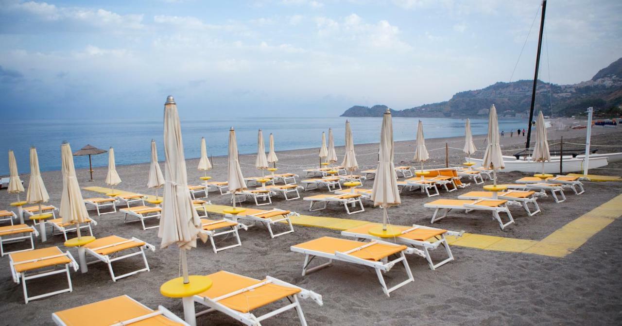 The Sea Rooms Letojanni Exterior photo